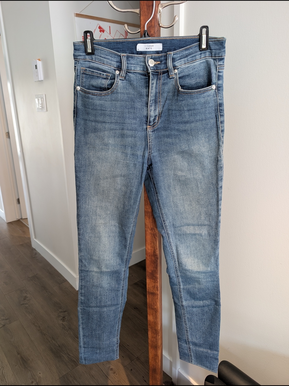 Dynamite Women's Light Wash Skinny Jeans